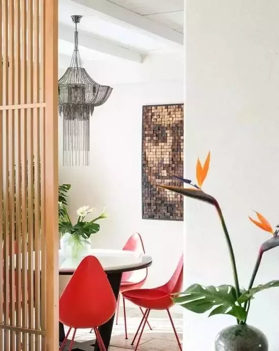 給父母一個(gè)溫馨的家 舒服自在溫柔現(xiàn)代兩層別墅