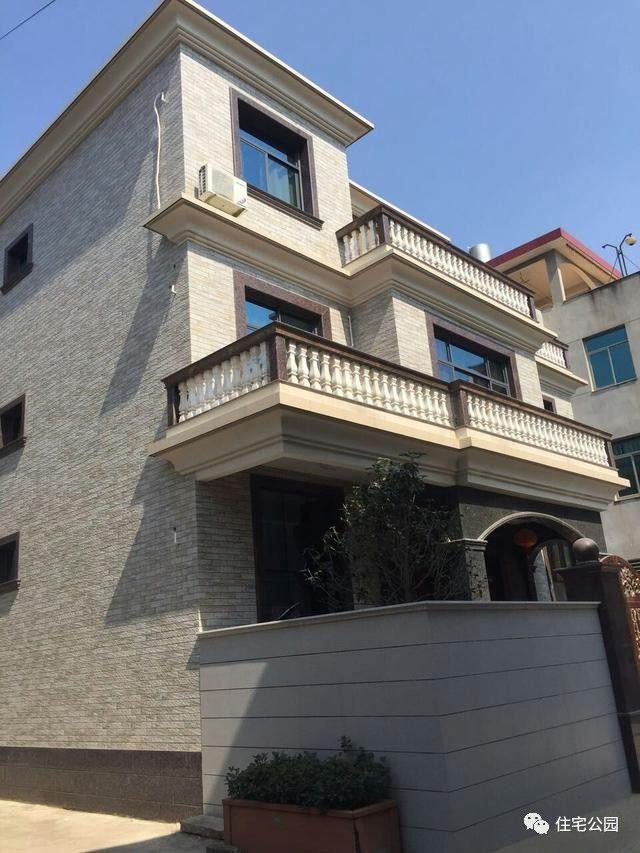 網(wǎng)友實(shí)拍現(xiàn)代農(nóng)村生活，有房有車(chē)有別墅，羨慕嗎？