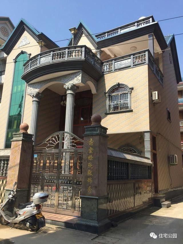 網(wǎng)友實(shí)拍現(xiàn)代農(nóng)村生活，有房有車(chē)有別墅，羨慕嗎？