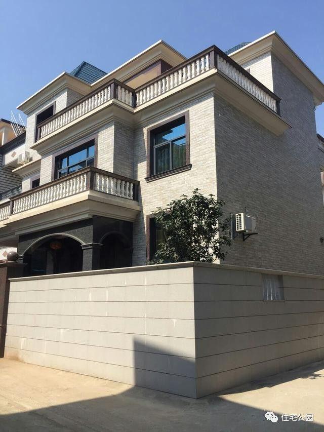 網(wǎng)友實(shí)拍現(xiàn)代農(nóng)村生活，有房有車(chē)有別墅，羨慕嗎？