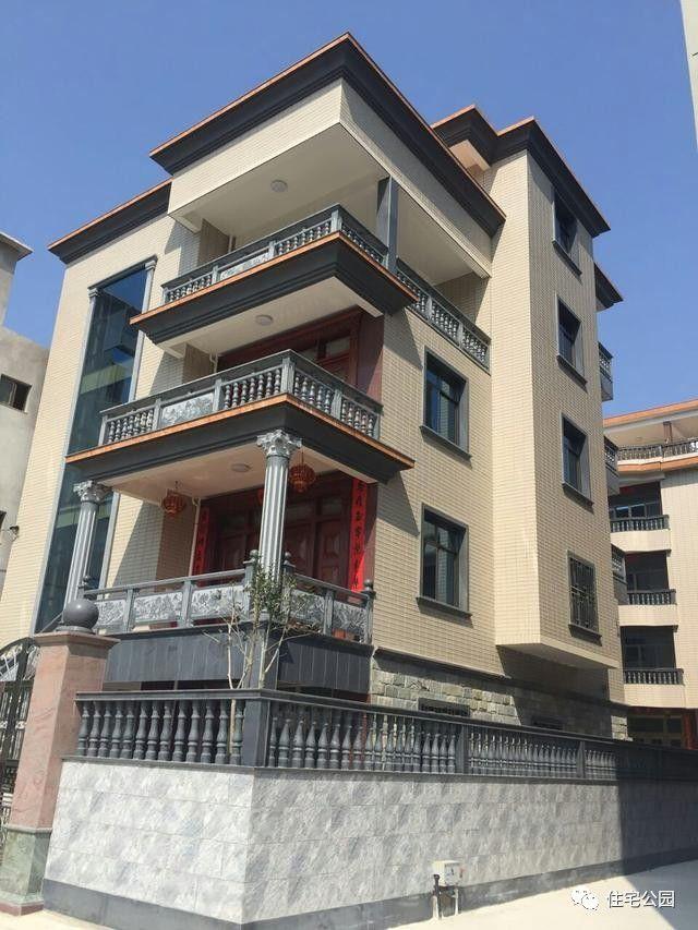 網(wǎng)友實(shí)拍現(xiàn)代農(nóng)村生活，有房有車(chē)有別墅，羨慕嗎？