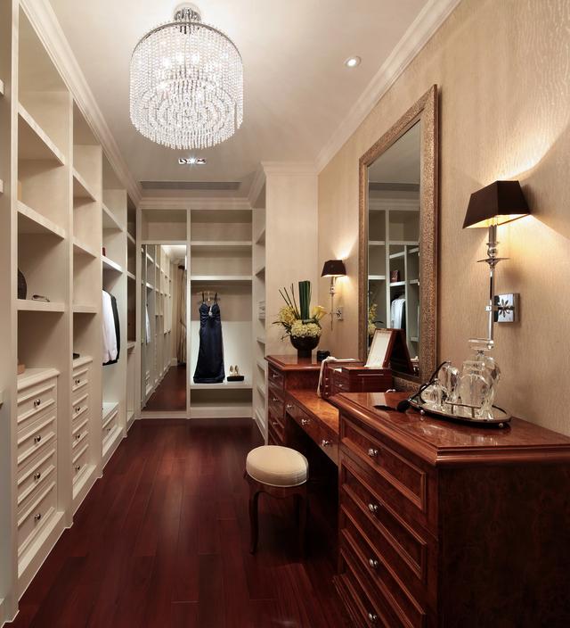 曬曬別墅實(shí)景照片，低調(diào)奢華彰顯品質(zhì)生活！