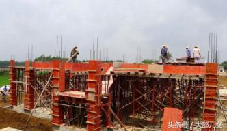 每人30萬建兩棟大別墅，城里人都嫉妒！