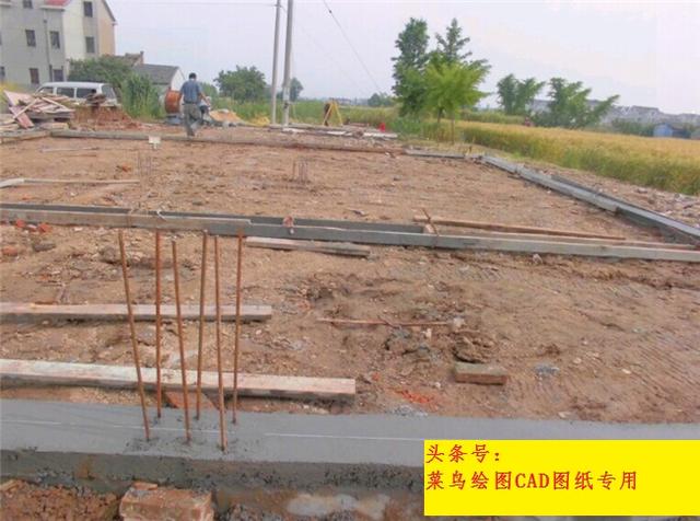 21萬建3層別墅，戶型方正簡潔大方，房間尺度適宜合理帶大陽臺