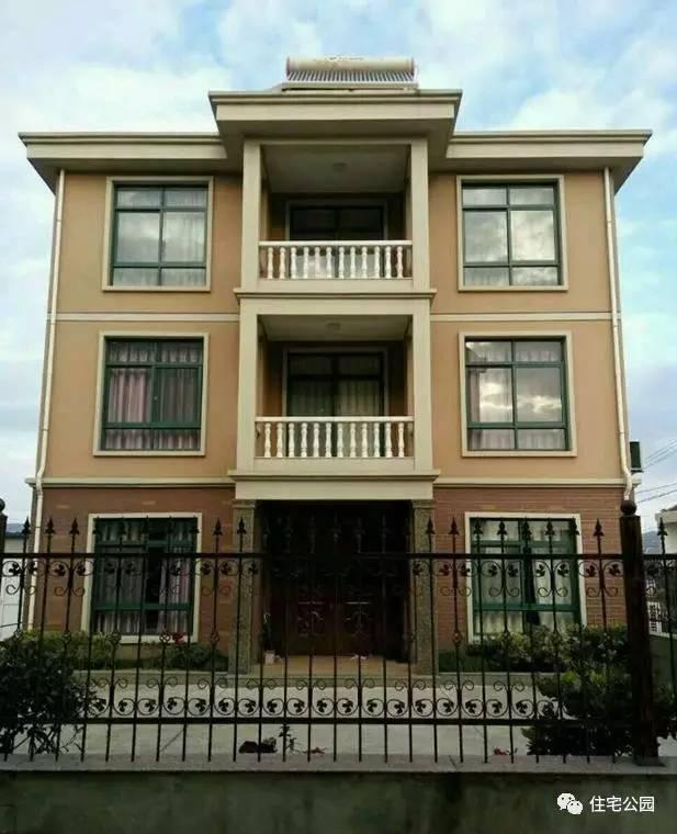 網(wǎng)友曬別墅12X10米，380平，內設7臥室！