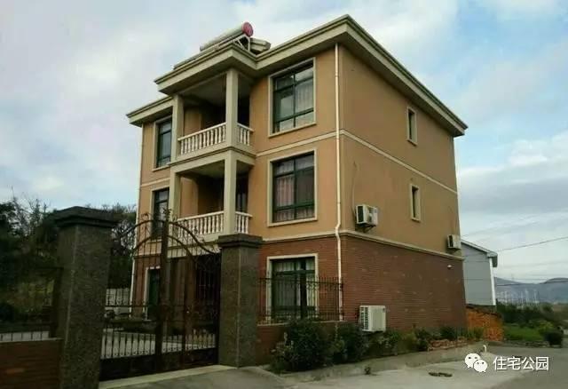 網(wǎng)友曬別墅12X10米，380平，內設7臥室！