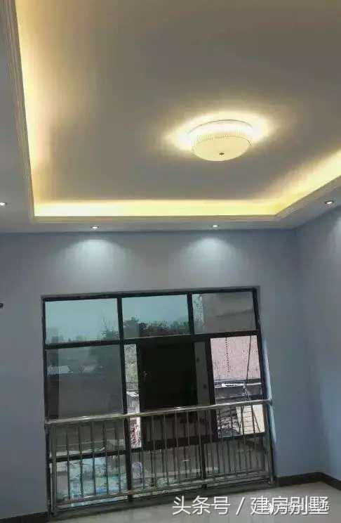 建房要趁早，包工頭35萬帶裝修小別墅建成，羨煞旁人