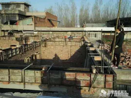 建房要趁早，包工頭35萬帶裝修小別墅建成，羨煞旁人