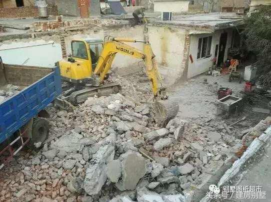 建房要趁早，包工頭35萬帶裝修小別墅建成，羨煞旁人