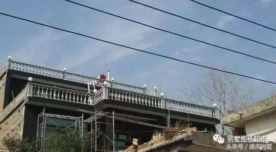 建房要趁早，包工頭35萬帶裝修小別墅建成，羨煞旁人