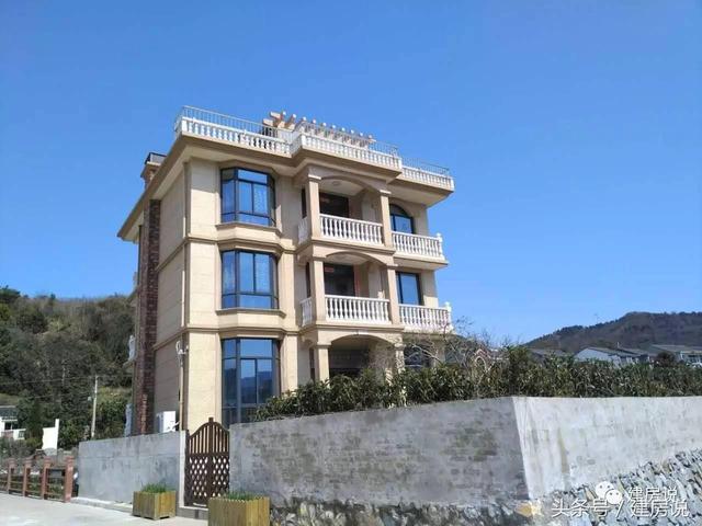 網(wǎng)友實(shí)拍農(nóng)村“別墅”實(shí)景圖