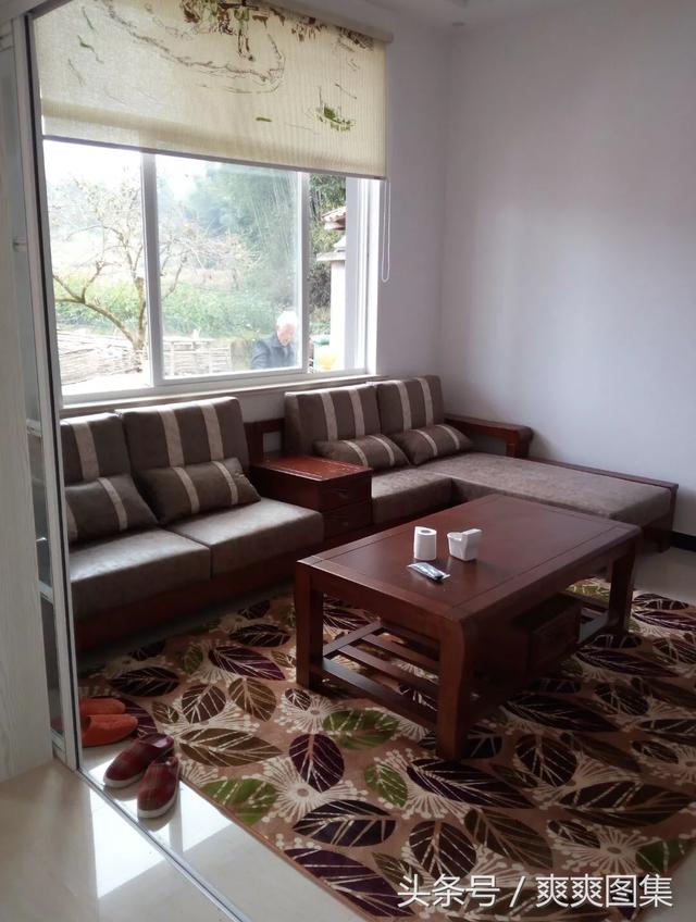 自己在農(nóng)村建的小別墅 城里200萬(wàn)都買(mǎi)不到 羨慕吧