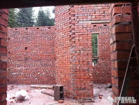 26萬(wàn)做成的二層小別墅，在農(nóng)村建一棟小別墅并不難