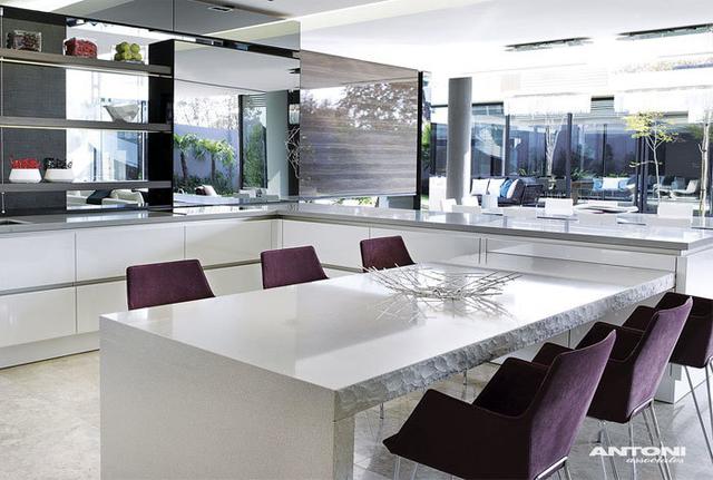 U型現(xiàn)代豪華別墅設(shè)計