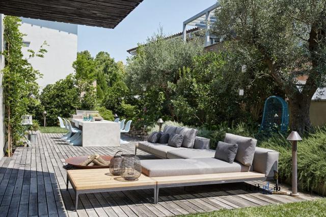 意大利石頭與木頭結(jié)合的鄉(xiāng)村別墅