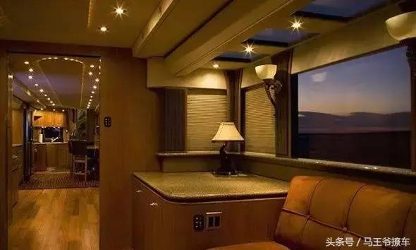 妹子們看清楚：這車能換北上廣深別墅，勞斯在它眼里是笑話