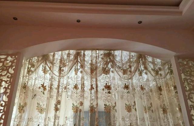 堪比千萬大別墅的鄉(xiāng)下自建房，全屋的裝修婆婆裝得富麗堂皇！