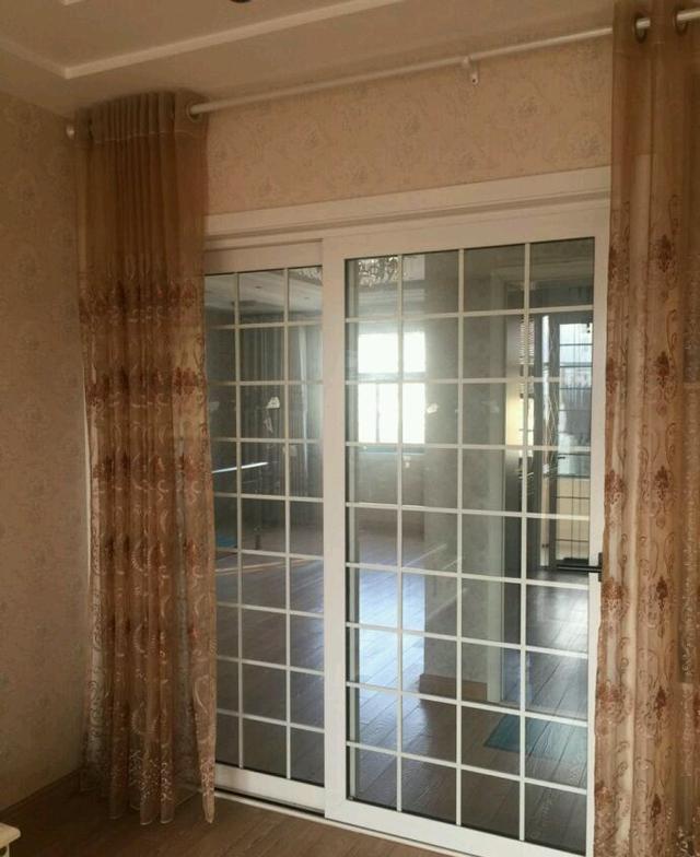 堪比千萬大別墅的鄉(xiāng)下自建房，全屋的裝修婆婆裝得富麗堂皇！