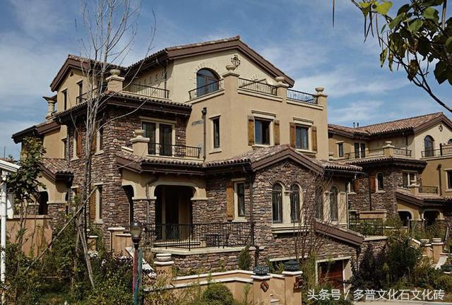 老鄉(xiāng)建別墅用文化石，完爆野外真石頭，鄰居們都找上門來問