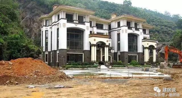 網(wǎng)友辯論：如果有50萬你會在城里當(dāng)房奴，還是回農(nóng)村蓋別墅？