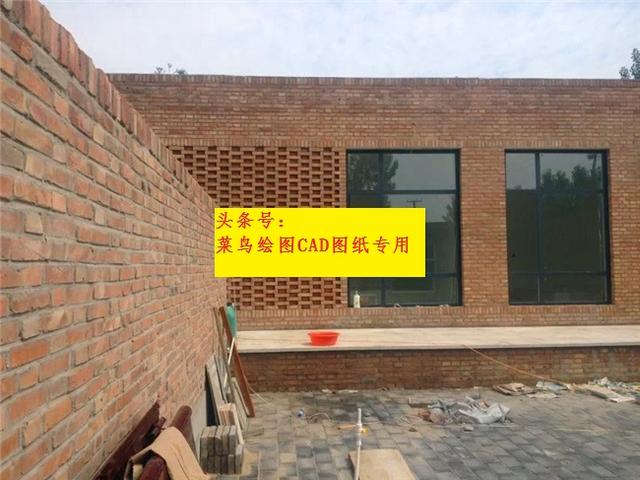 26萬建一層紅磚中式院子別墅，外觀造型簡約沉穩(wěn)，布局緊湊合理