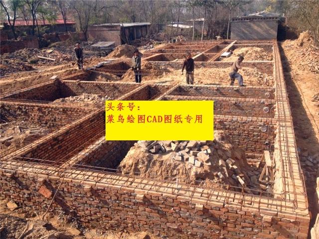 26萬建一層紅磚中式院子別墅，外觀造型簡約沉穩(wěn)，布局緊湊合理