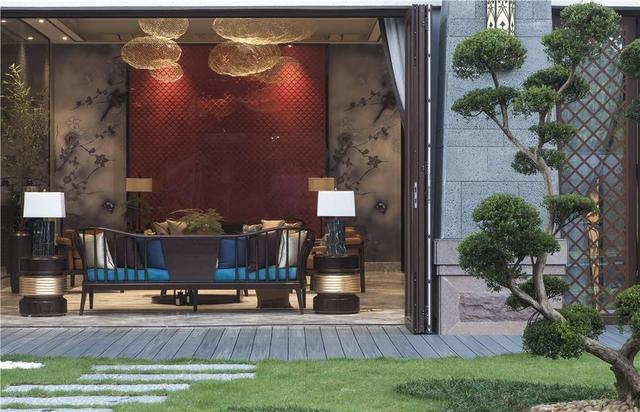 房地產(chǎn)老板北京別墅裝修花幾百萬，內(nèi)景奢華無比，四季如春的感覺