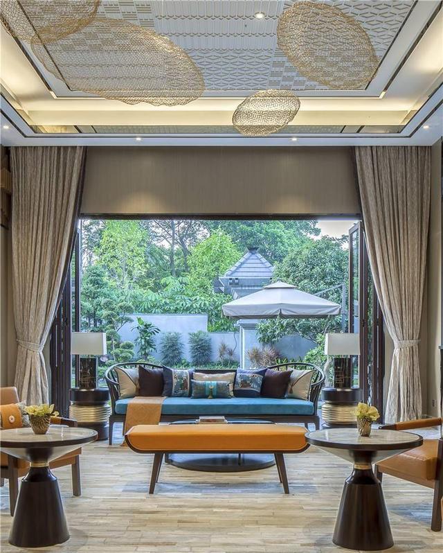 房地產(chǎn)老板北京別墅裝修花幾百萬，內(nèi)景奢華無比，四季如春的感覺
