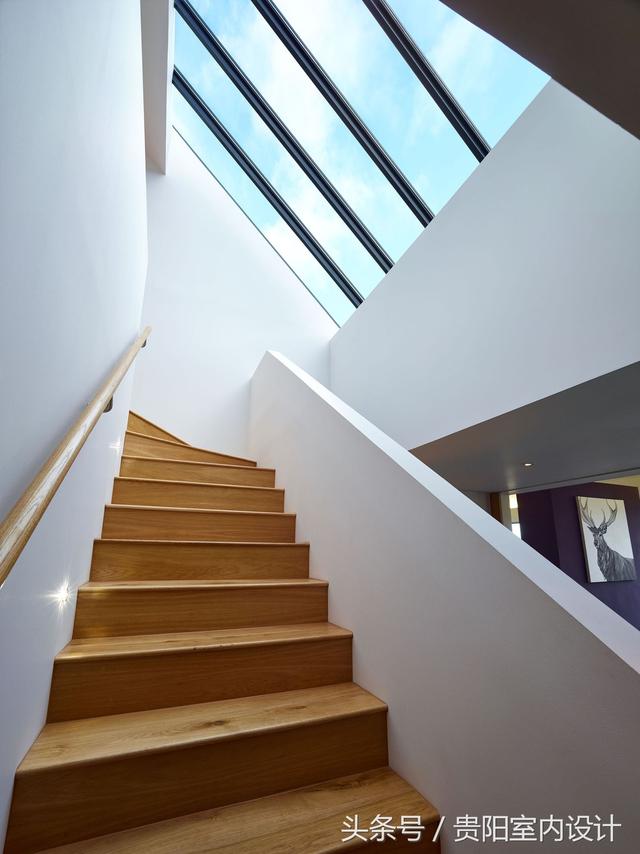 這北歐的別墅，外面看起來不怎么樣，但里面是真的很舒服！