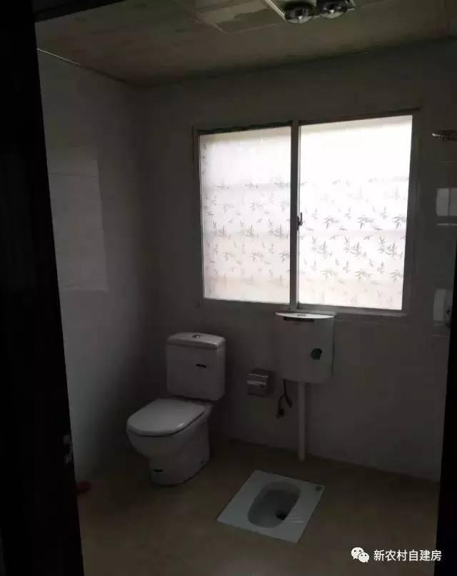 孝順女子為父母建平房別墅，家里的門檻都被鄉(xiāng)親踏爛