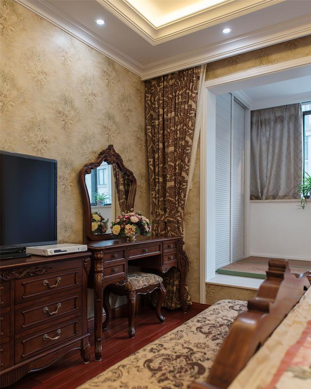 長見識(shí)了！鄭州何總和老朋友買別墅去對(duì)方家看后大贊不已