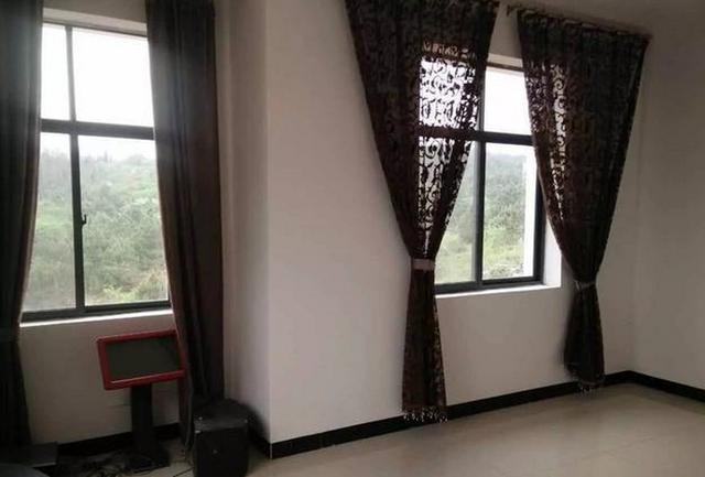 花光積蓄在老家建個(gè)別墅，前前后后花掉70萬，大家看可值得？