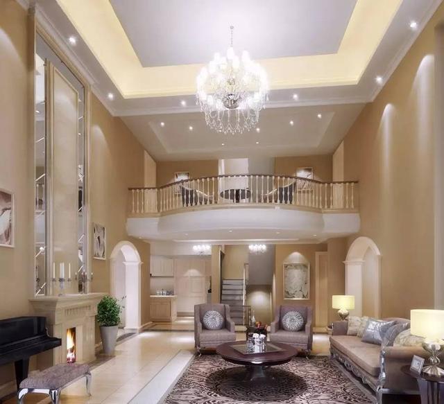 很多臥室！這棟鄉(xiāng)村別墅可以容納一大家子的幸福