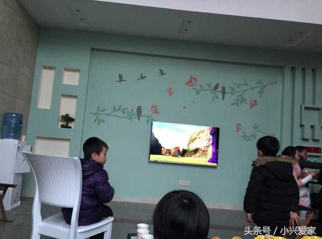 曬曬我家500平的農(nóng)村別墅，前后花費(fèi)100w，落地窗太贊了！