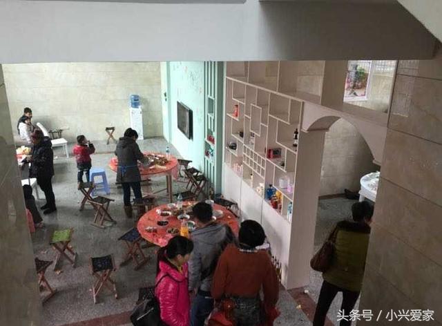 曬曬我家500平的農(nóng)村別墅，前后花費(fèi)100w，落地窗太贊了！