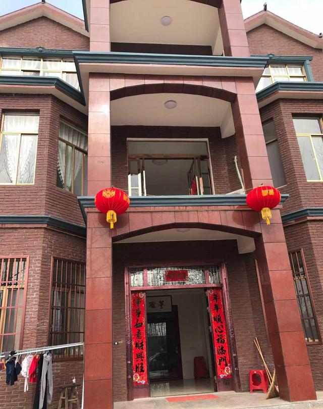 老家3層房子終于建好了，我嫁到農(nóng)村，變得特別有面子！