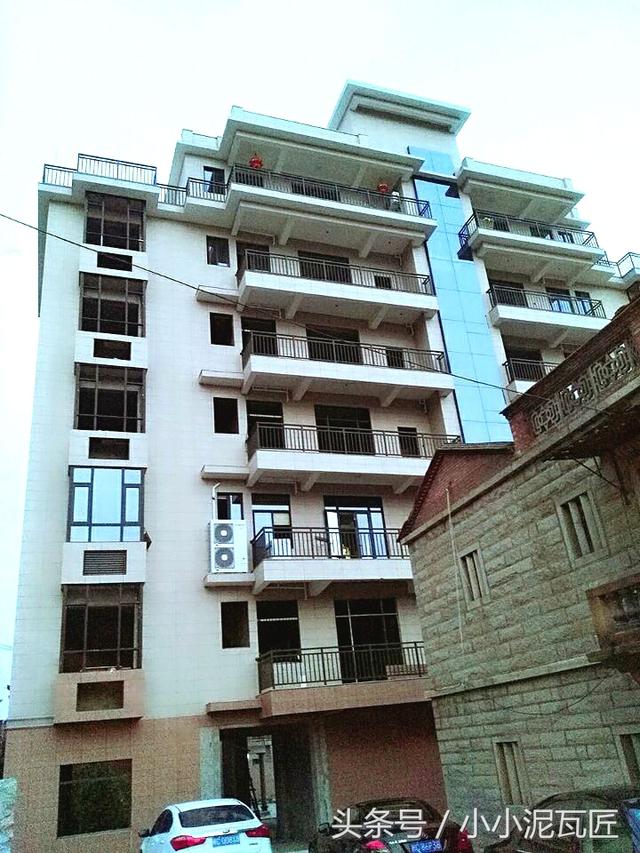 閩南農村三百萬和五十萬自建房，富豪農民和普通農民的差距！