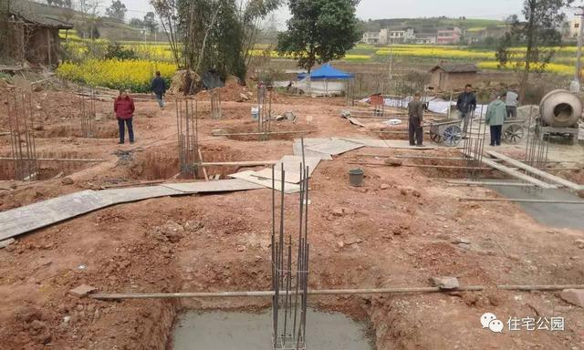 成都金堂農(nóng)村65萬建雙拼，這樣的基礎才安心