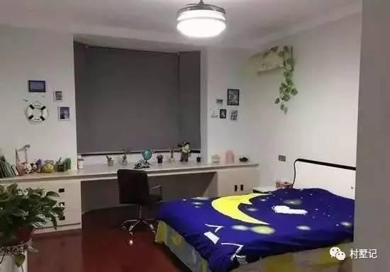 帶旋轉樓梯的二層農(nóng)村別墅，引眾人參觀（附實拍）