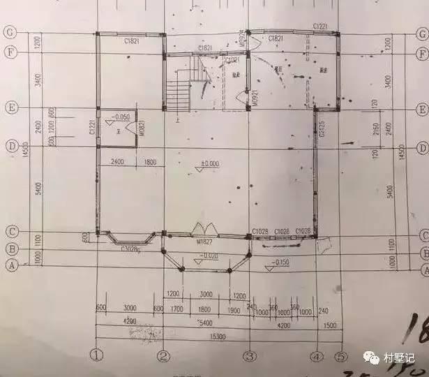 帶旋轉樓梯的二層農(nóng)村別墅，引眾人參觀（附實拍）