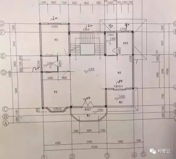 帶旋轉樓梯的二層農(nóng)村別墅，引眾人參觀（附實拍）