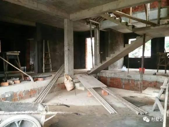 經(jīng)濟(jì)實(shí)用！這款農(nóng)村別墅融合現(xiàn)代與傳統(tǒng)美（附實(shí)拍）