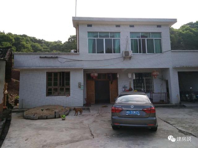 湖南長(zhǎng)沙兩層農(nóng)村老房子舊顏換新貌，顏值大漲直逼農(nóng)村別墅