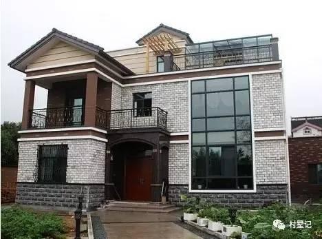 曬一曬咱村新蓋的三層別墅，是整個村最豪華的