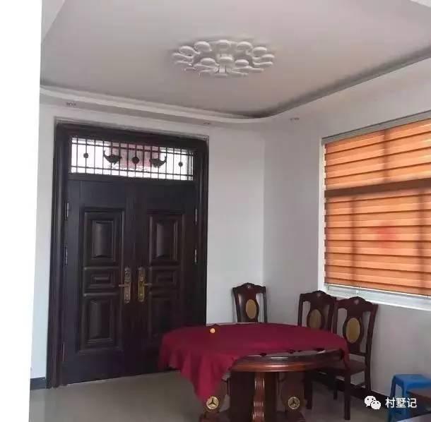 曬一曬咱村新蓋的三層別墅，是整個村最豪華的