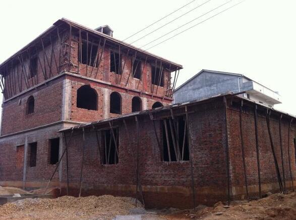 11.4米x11.5米農(nóng)村自建房，有前院還有后院，別說不羨慕