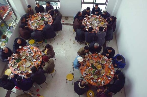 粵西網(wǎng)友建房記錄，讓本想在城里買房的都心動(dòng)了，改回鄉(xiāng)去建房了