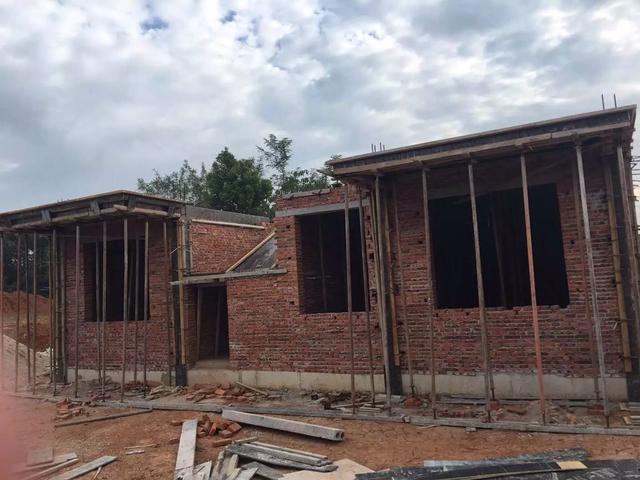 11.5米×10.5米自建小別墅建成，終于實(shí)現(xiàn)父母多年的心愿