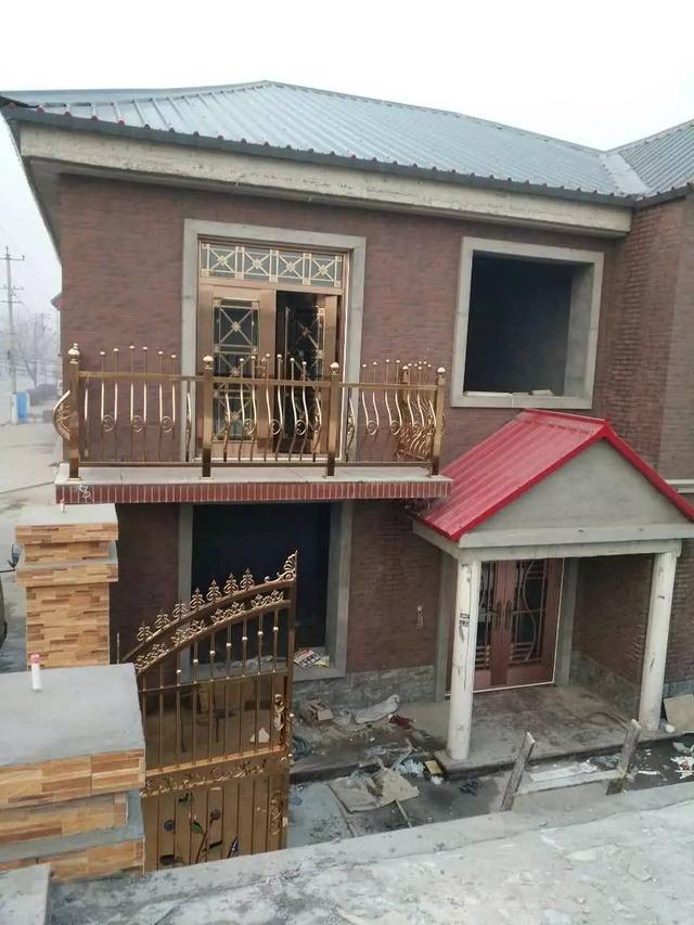 為什么蓋房子一定要把大門做好？看了這15棟別墅你懂了嗎？