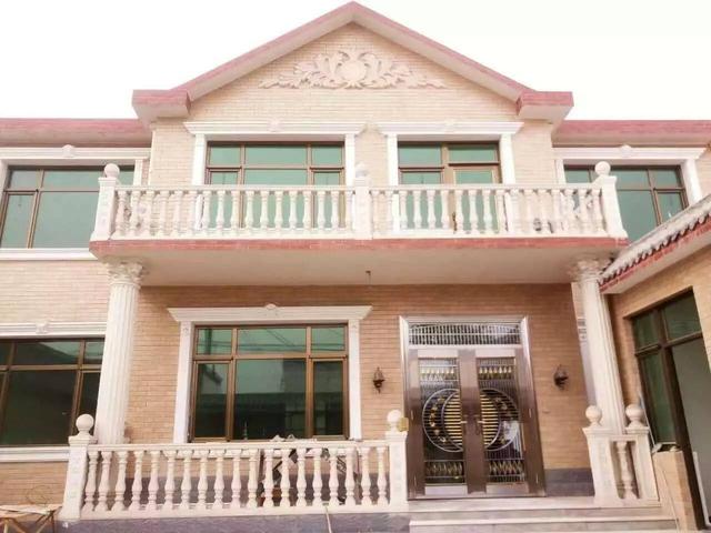 為什么蓋房子一定要把大門做好？看了這15棟別墅你懂了嗎？